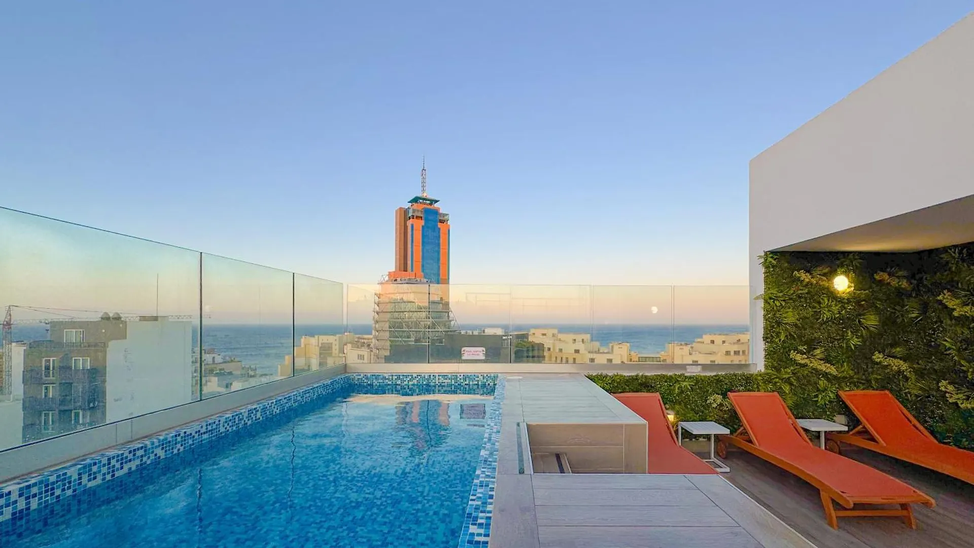 Flamingo Hotel Malta location